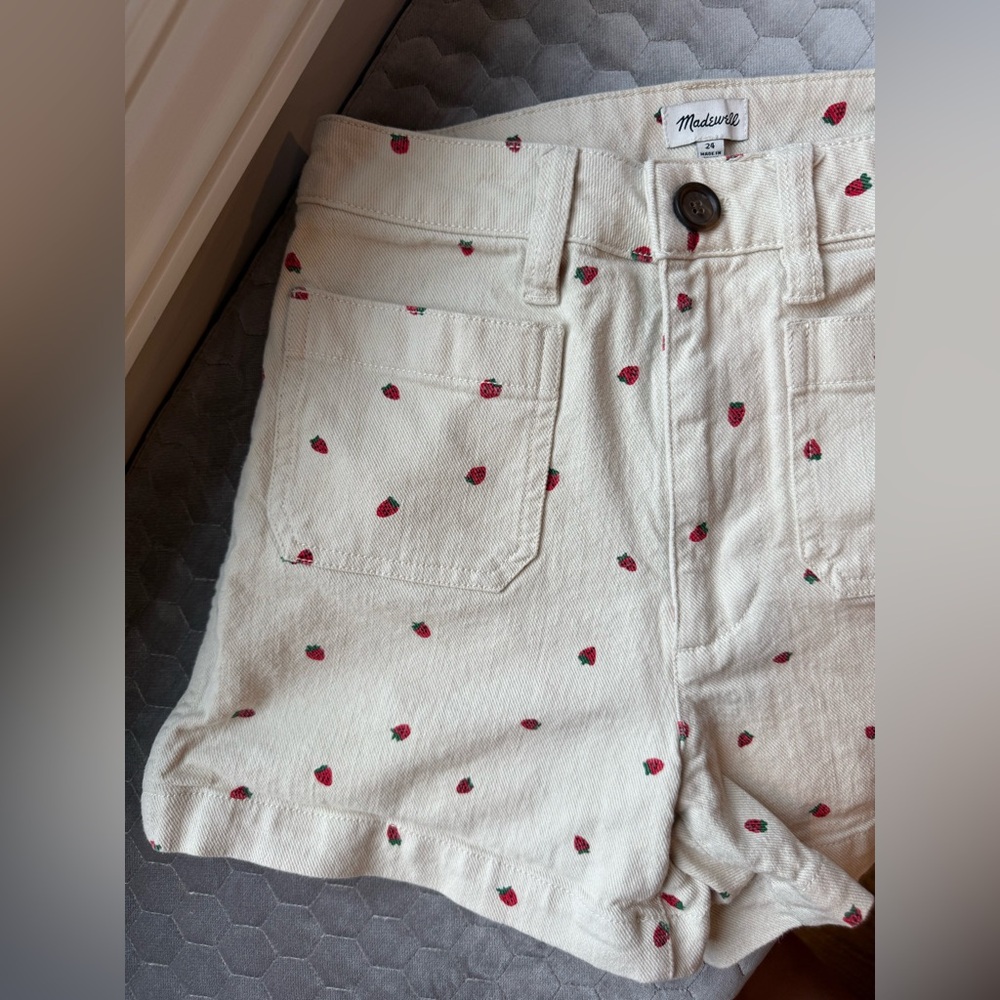 Madewell Cream Shorts with Red Strawberry Pattern